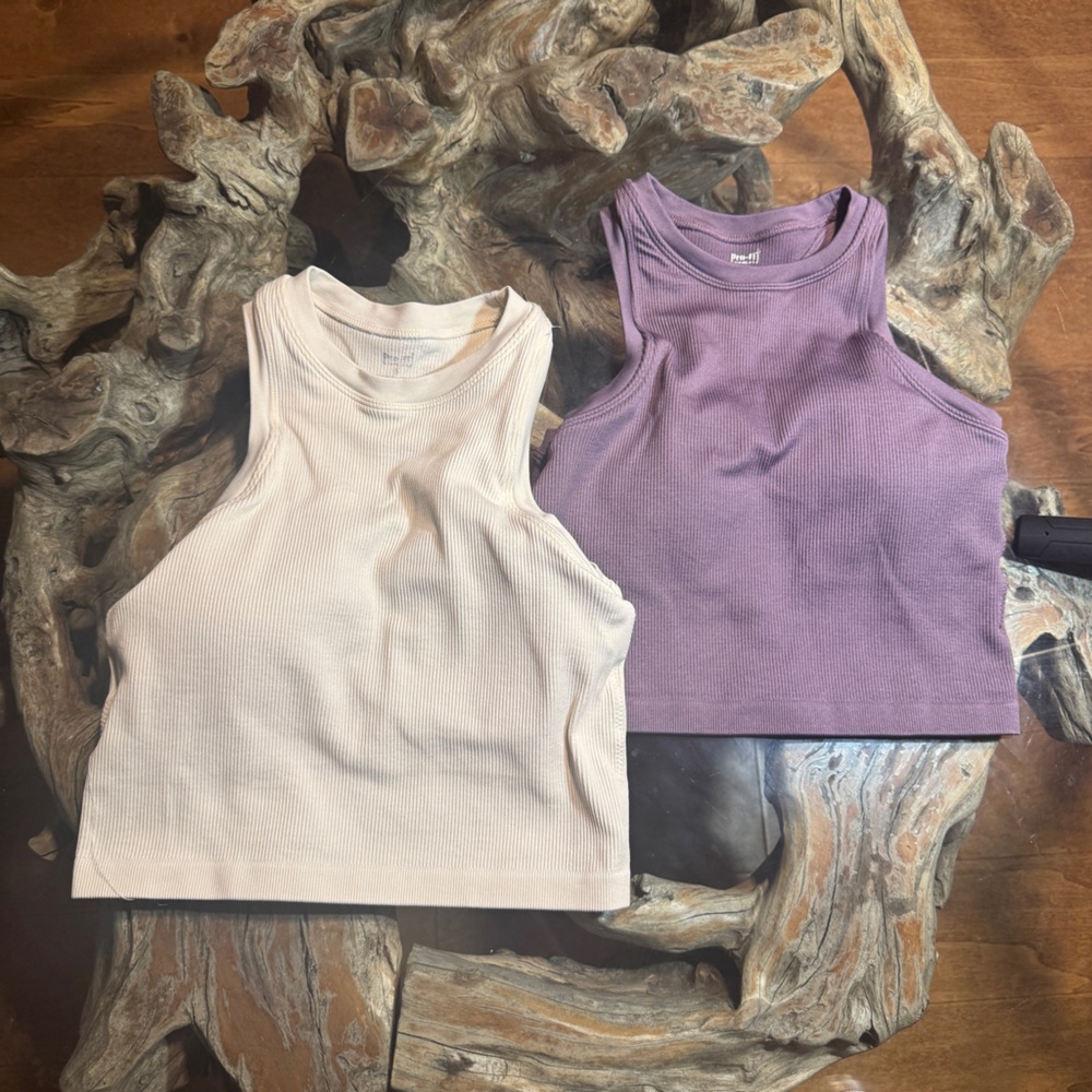 Ribbed Cropped Tank Top — Lavender and Cream